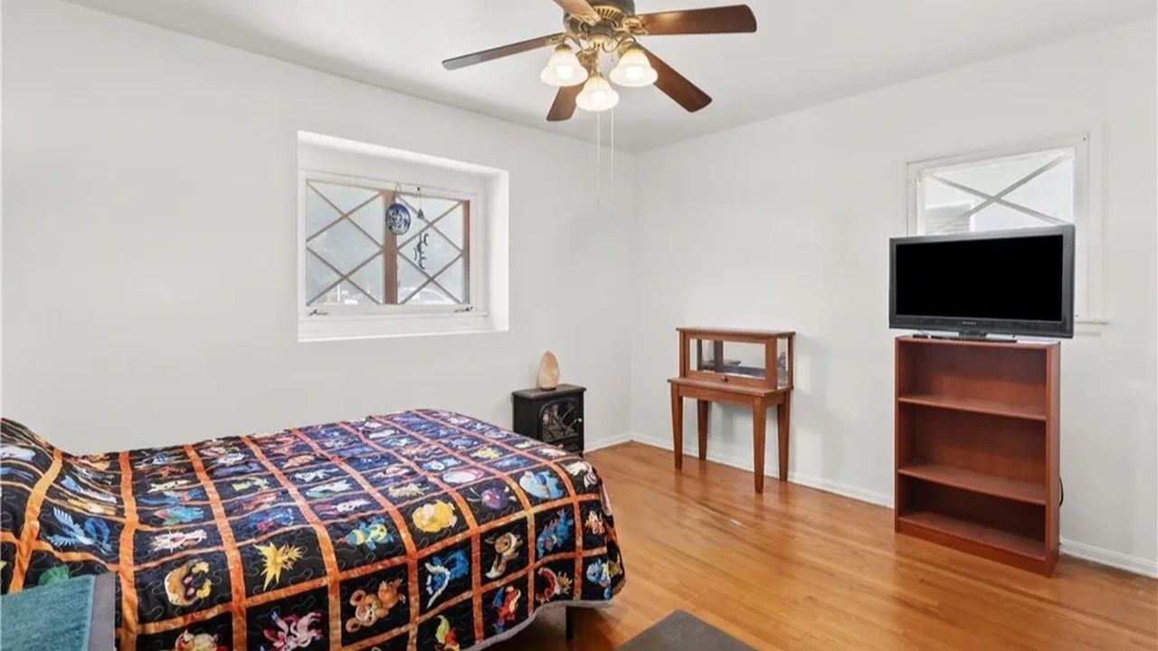 Spacious 2,808 Sq-Ft. 5-Bedroom Home in Old Granada Hills (With Floor Plan)