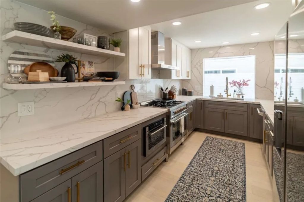 Modern Luxury Kitchen