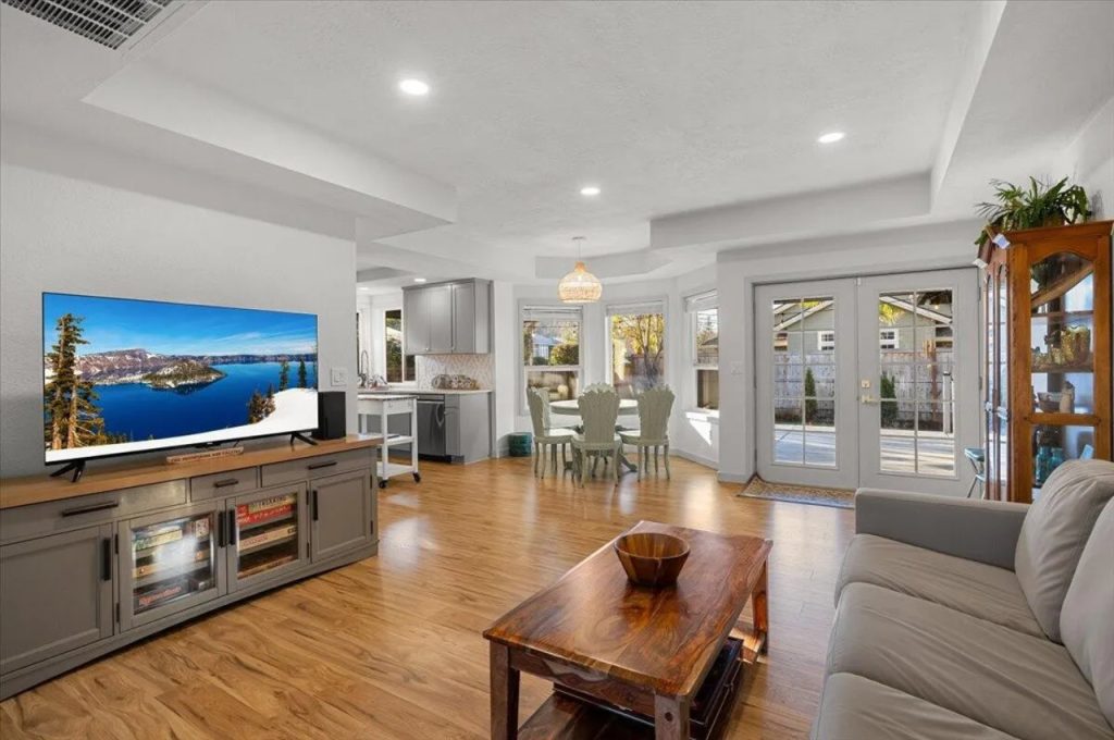 Seamless Open-Concept Living Space