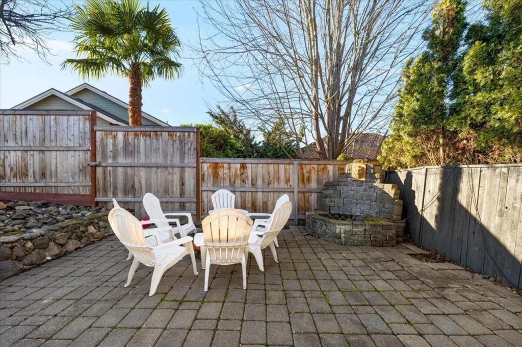 Cozy and Private Outdoor Retreat