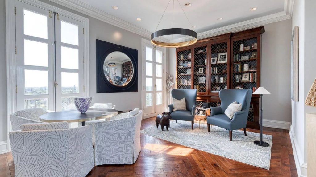 Elegant Library with Timeless Charm