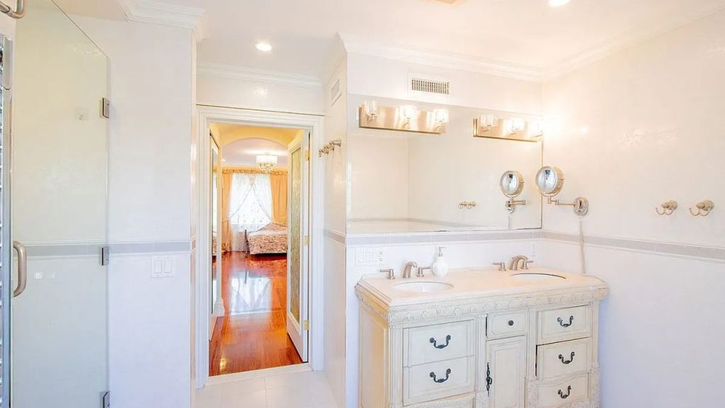 Elegant En Suite with Classic Charm