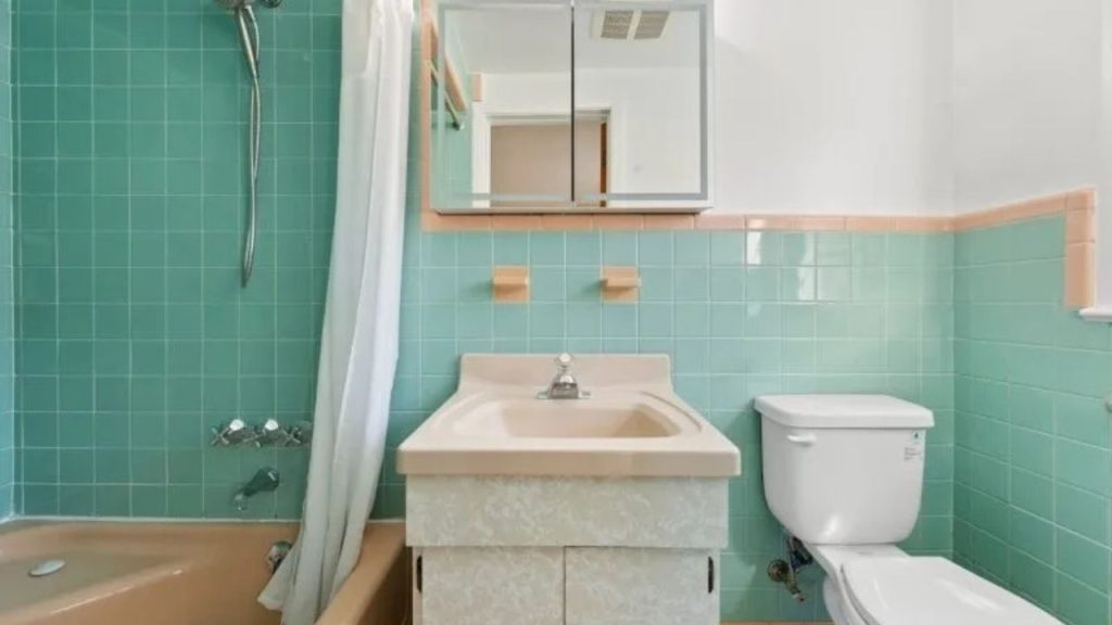 Retro Bath