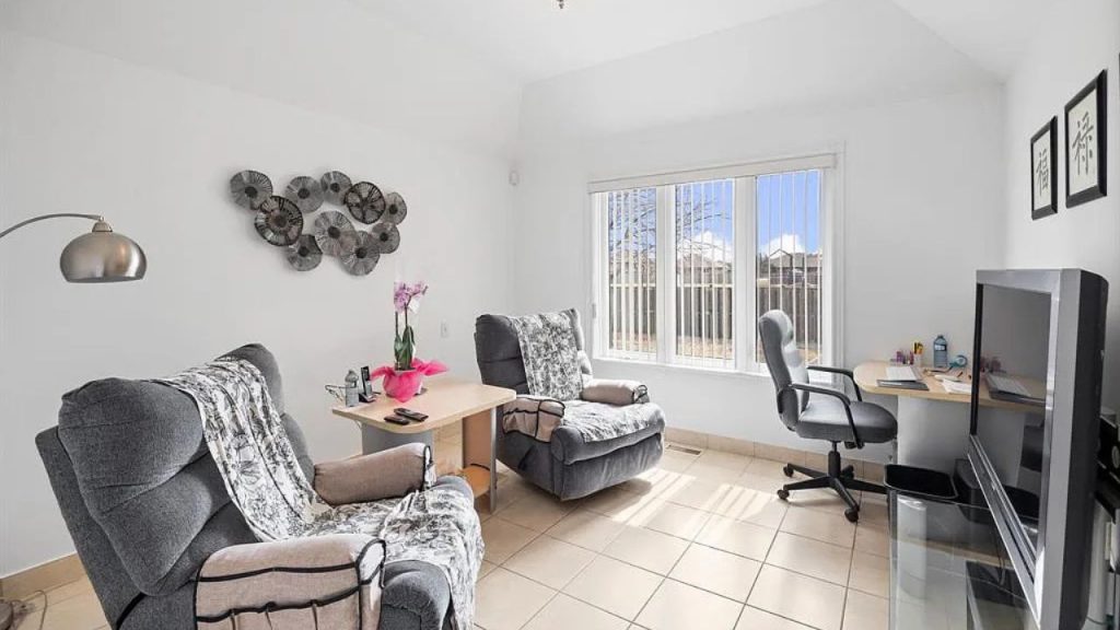 Multipurpose Room with Cozy Seating