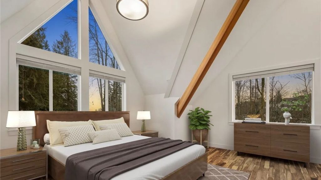 Spacious Retreat with Scenic Windows