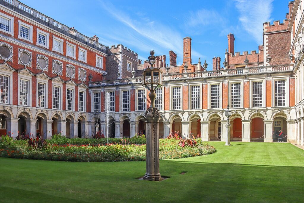 Hampton Court Palace