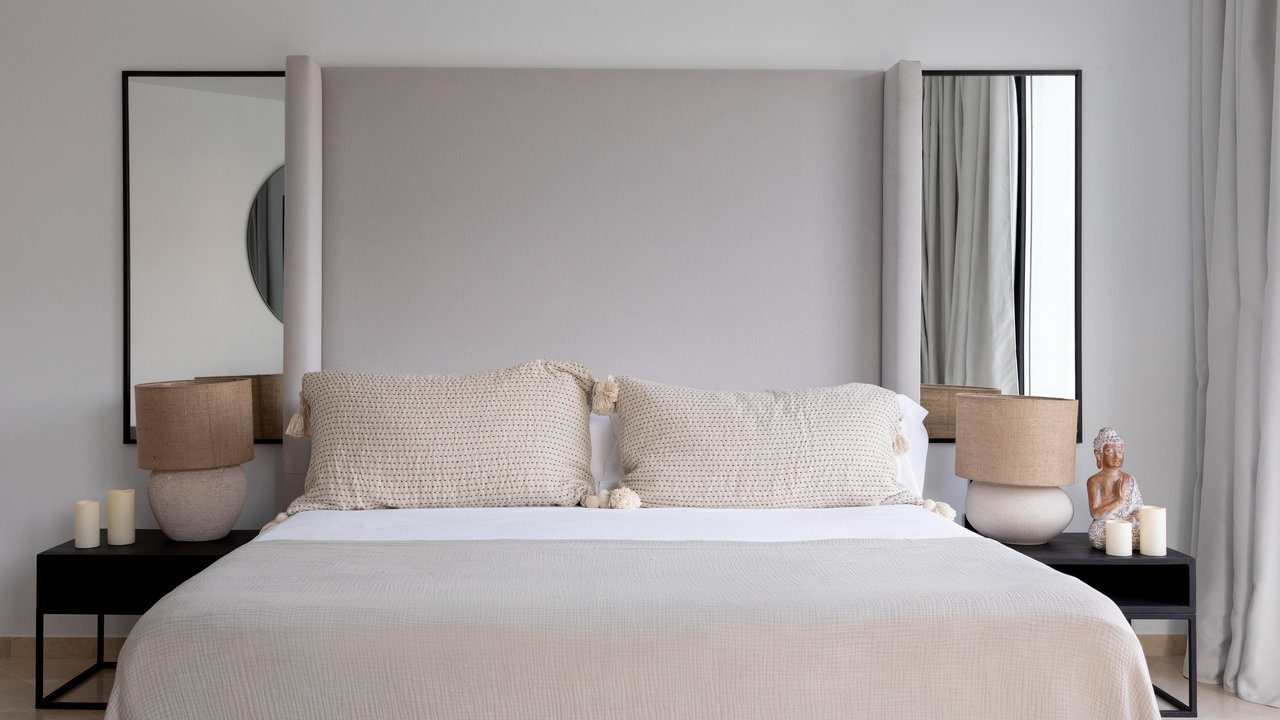7 Design Mistakes to Avoid in a Small Bedroom (And 3 Things to Do Instead)
