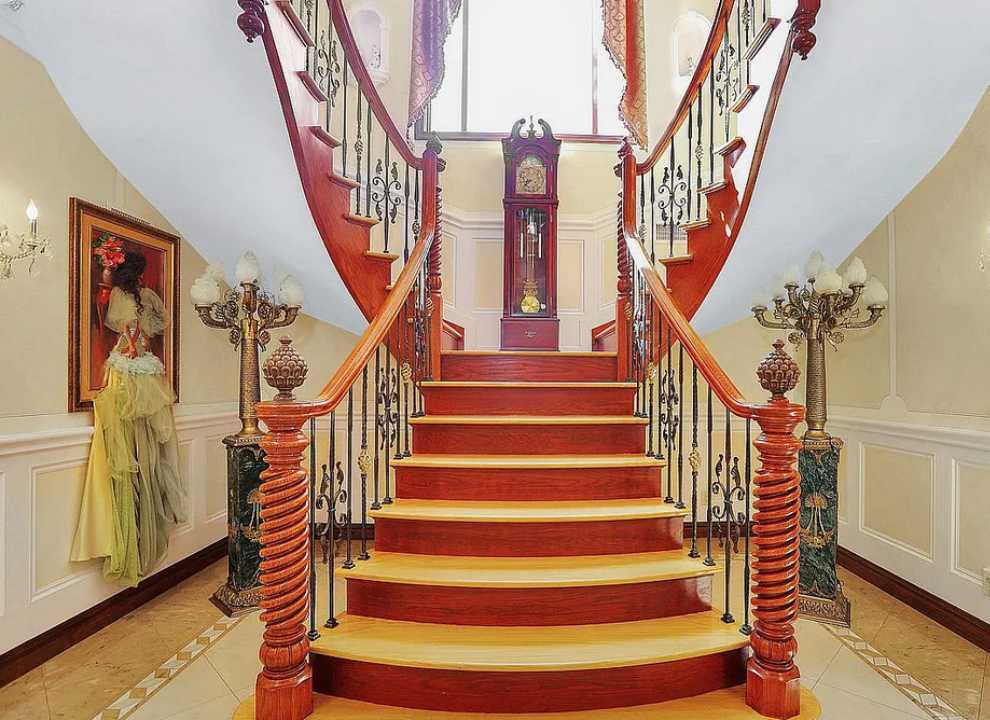 grand staircase