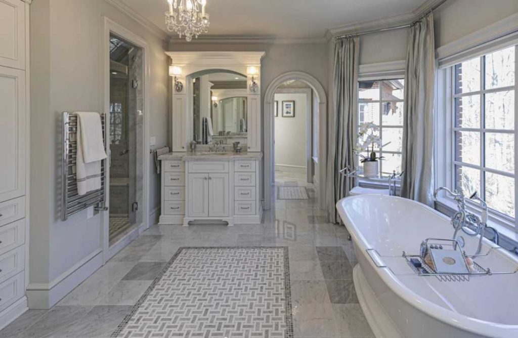 bathroom 