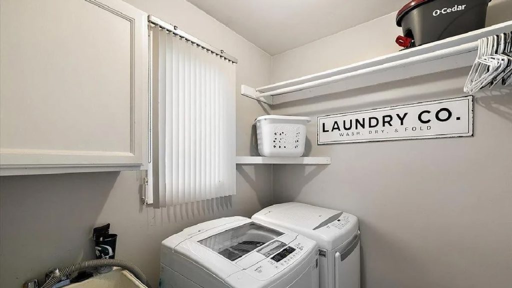 Spacious 3-Bedroom Colonial from 1987 with Quartz Kitchen and Finished Basement in Washington, MI (Floor Plan Inside)