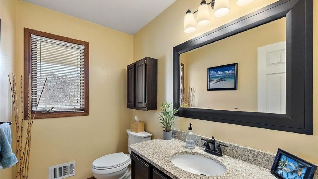 Spacious 3-Bedroom Colonial from 1987 with Quartz Kitchen and Finished Basement in Washington, MI (Floor Plan Inside)