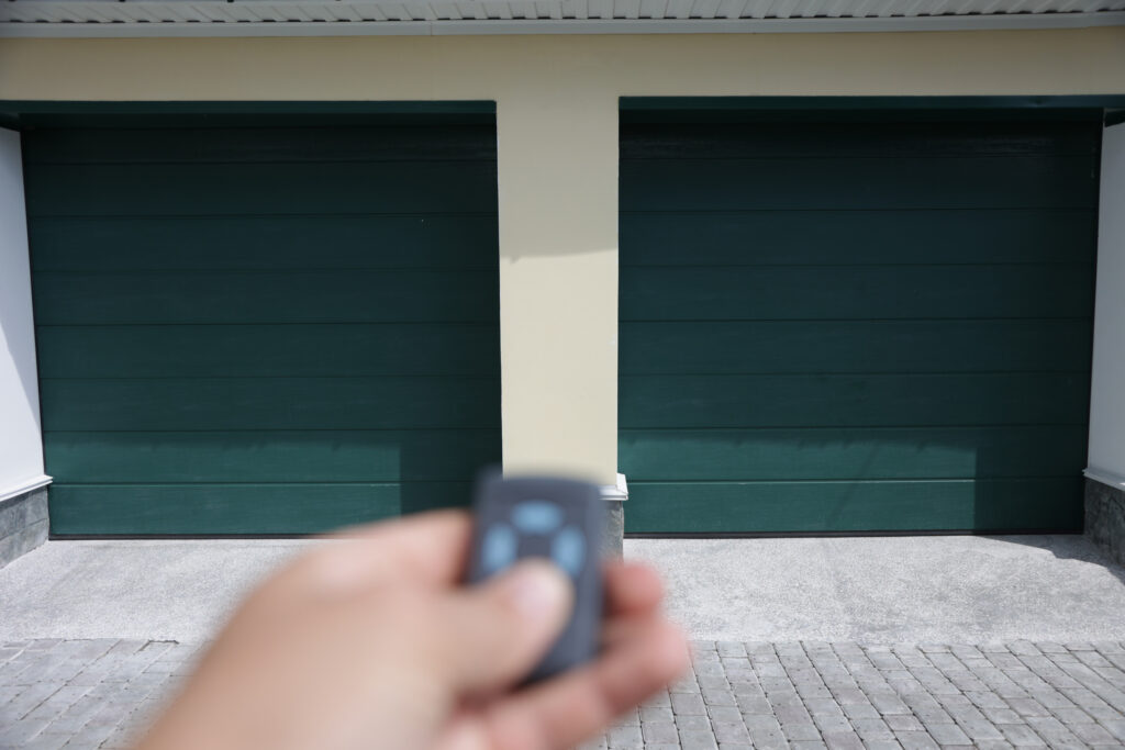 automated garage door 