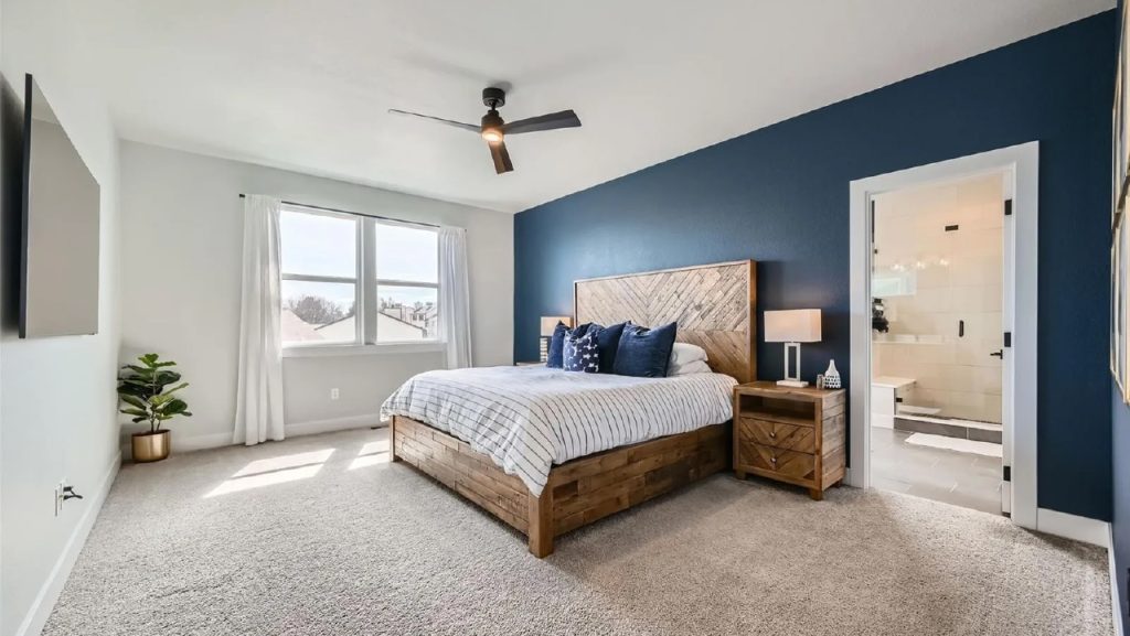 Chic 3-Bedroom FarmStyle Thornton Home with Covered Deck and High-End Kitchen Finishes (With Floor Plan)