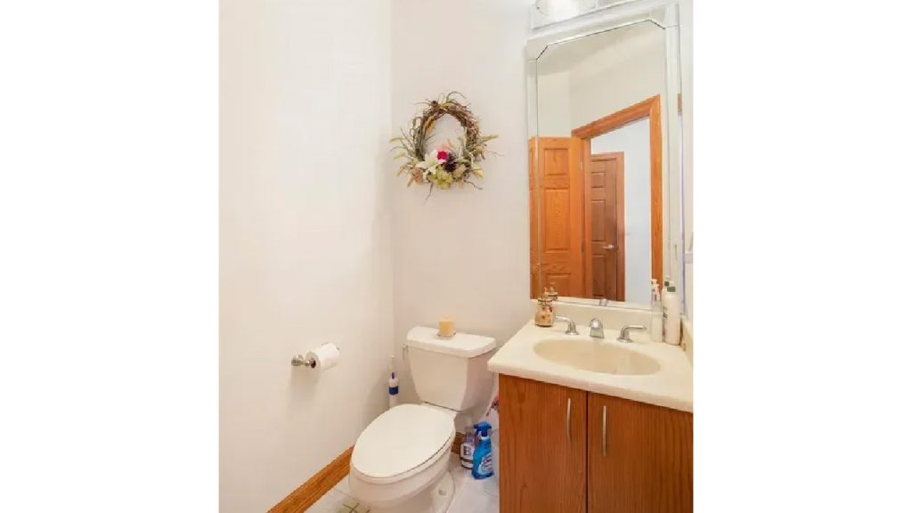 Elegant 6,173 Sq-Ft 4-Bedroom Split-Level with Island Kitchen and Finished Basement in Prestigious West Ridge (With Floor Plan)