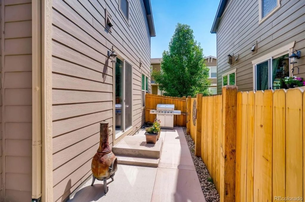 Cozy Private Patio