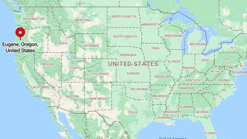 This delightful 1951 residence, situated at Eugene, OR, is offered at $625,000. Boasting 1,448 square feet of living space, this charming home features three well-proportioned bedrooms and two full bathrooms. 