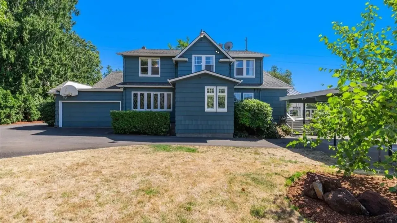 Elegantly Updated 1930 Tudor with Stunning Kitchen and Outdoor Fire Pit in Oregon City