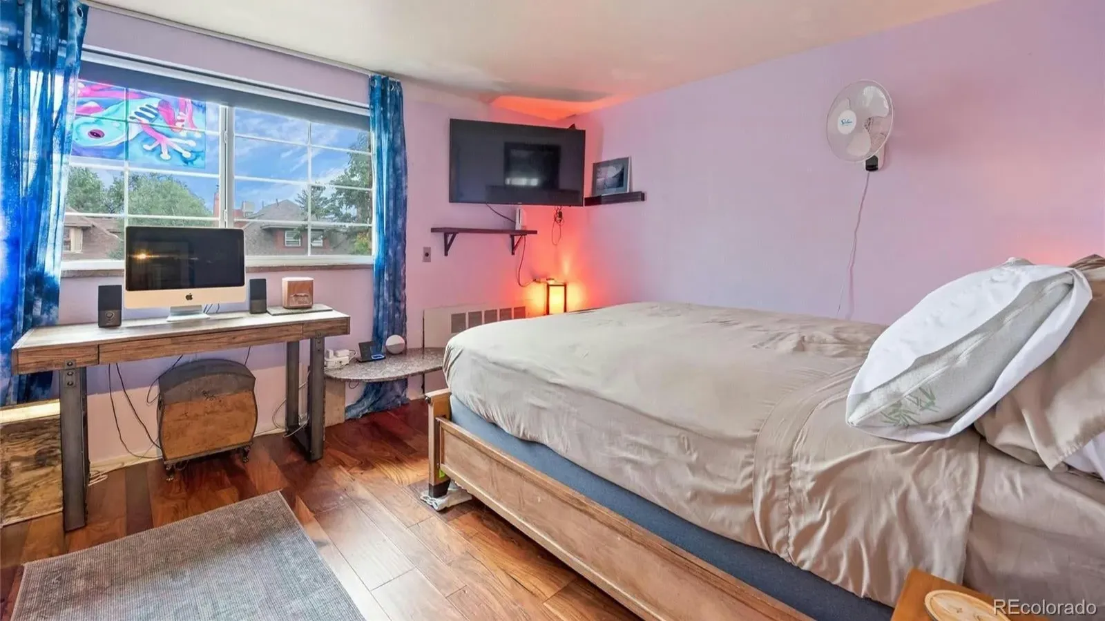 Here's What a $300K 1-Bedroom Condo with 720 Sq-Ft Area in Denver, CO Looks Like (Floor Plan Inside)