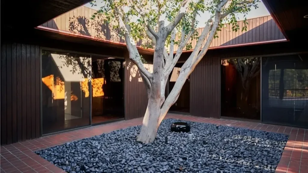 Tour This $4.7M Los Angeles Mid-Century Gem with Chef's Kitchen and Spa-Like Primary Suite (Floor Plan Inside)