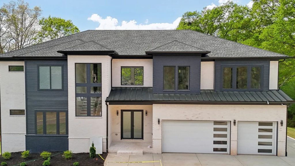 Bold Architecture with Curb Appeal