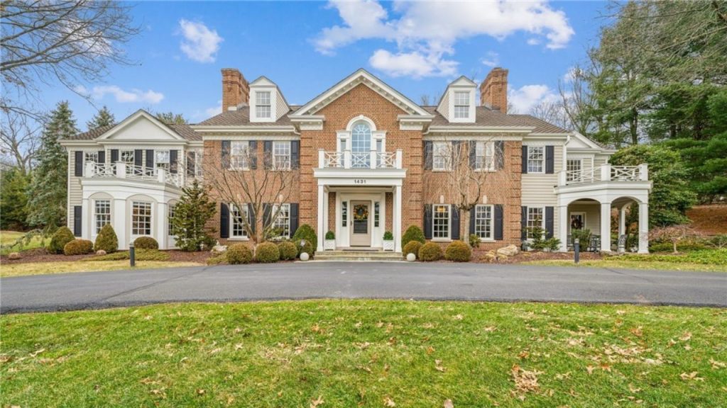 4 Bedroom Home in Pittsburgh, PA – $2,475,000