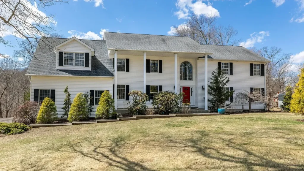 Step Inside This Stunning 4-Bedroom 3,883 Sq-Ft Colonial Home on Peaceful Cul-de-Sac in New Fairfield (With Floor Plan)