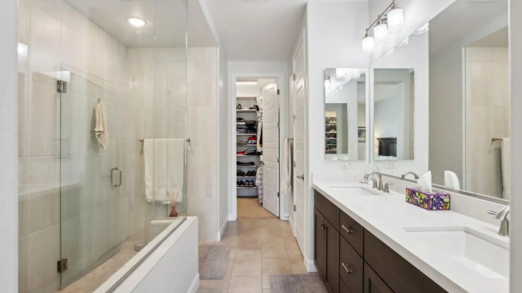 Spa-Inspired Primary Bath