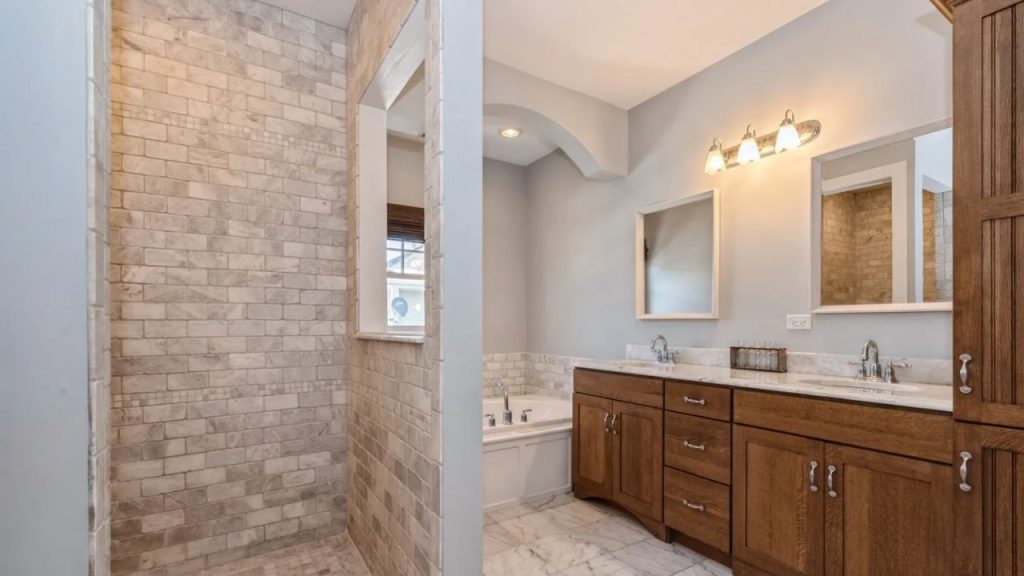 Walk-In Shower, Soaking Bliss