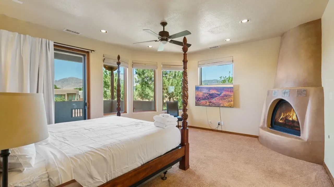 This Pueblo-Style Home in Albuquerque Comes With an Award-Winning Kitchen and Mountain Views (Floor Plan Inside)