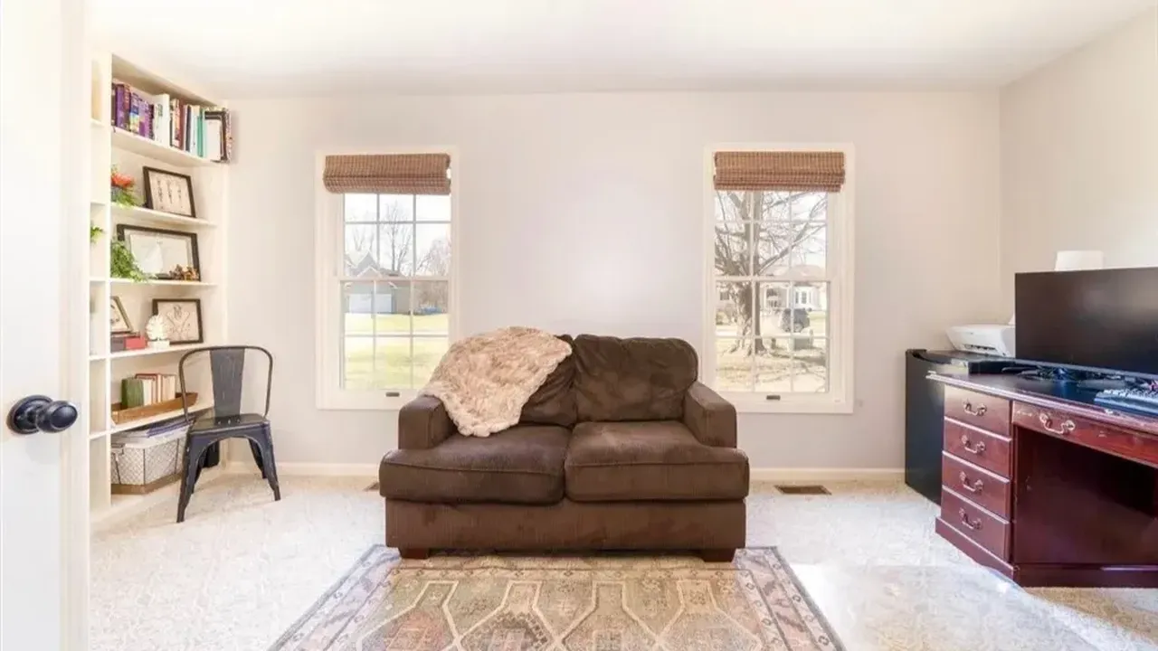 Discover this 1993 Contemporary Colonial With First Floor Office in Rochester, NY. (Floor Plan Inside)