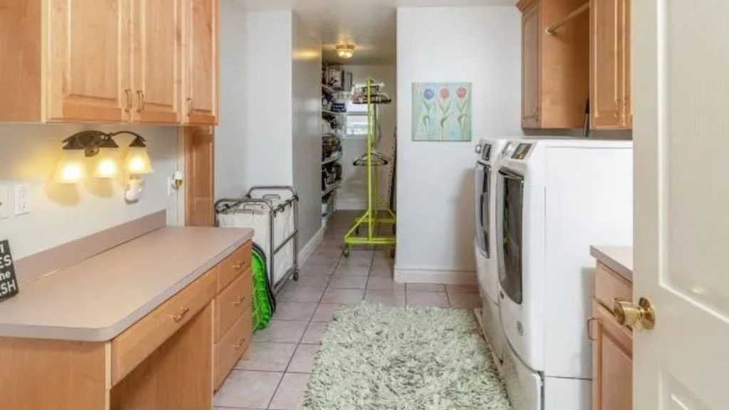 Spacious and Functional Laundry Room