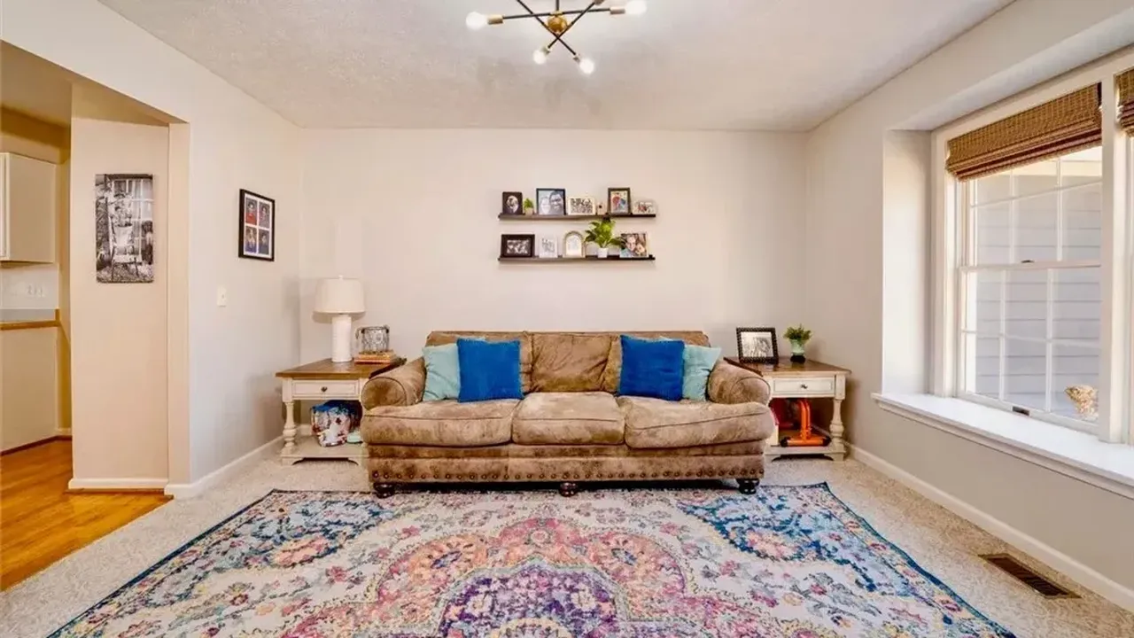 Discover this 1993 Contemporary Colonial With First Floor Office in Rochester, NY. (Floor Plan Inside)