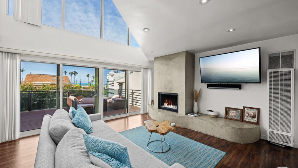 Tour This Upgraded 1951 Multi-Unit with Hot Tub and Fresh Exterior Paint in Playa Del Rey, CA (Floor Plan for Reference)