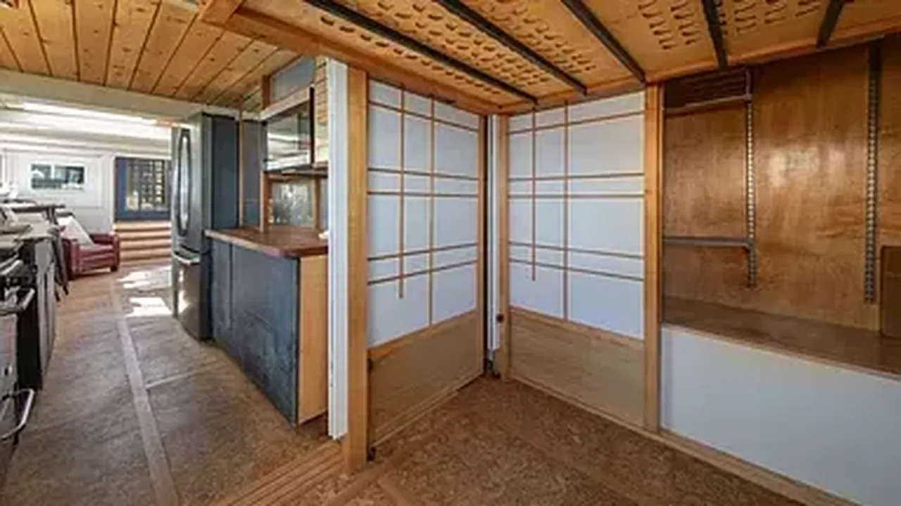 Tour This 1-Bedroom Floating Home with Upper Deck and Heated Floors in Seattle (Floor Plan Included)