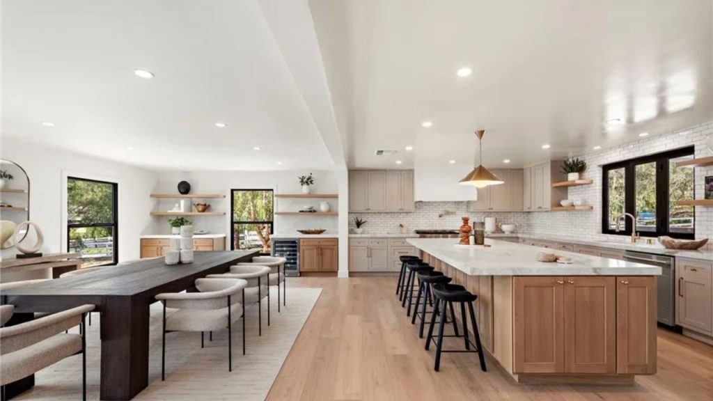 Chef’s Kitchen with Marble Island