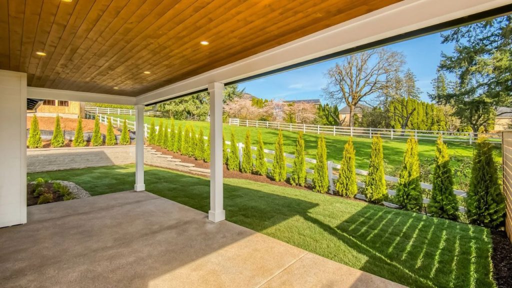 Scenic Covered Patio