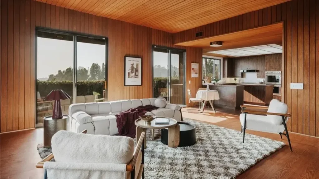 Tour This $4.7M Los Angeles Mid-Century Gem with Chef's Kitchen and Spa-Like Primary Suite (Floor Plan Inside)