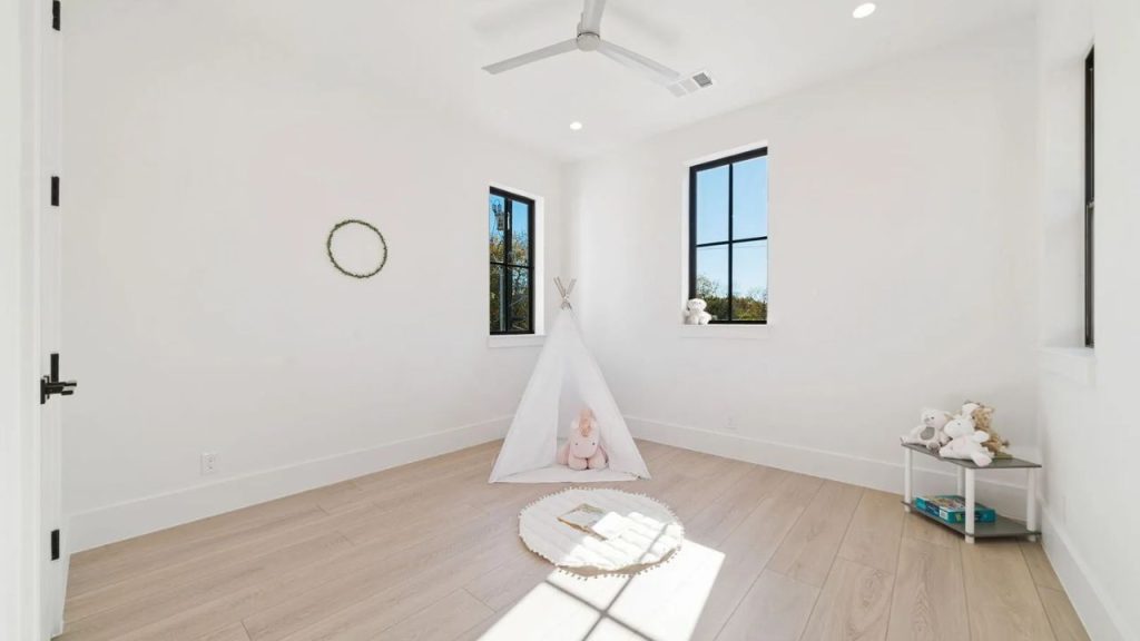 Bright and Versatile Bonus Room