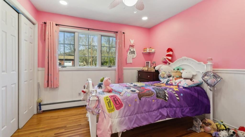 Discover This 3-Bedroom New Jersey Home With Beautiful Gable Roof Design (Floor Plan Included)