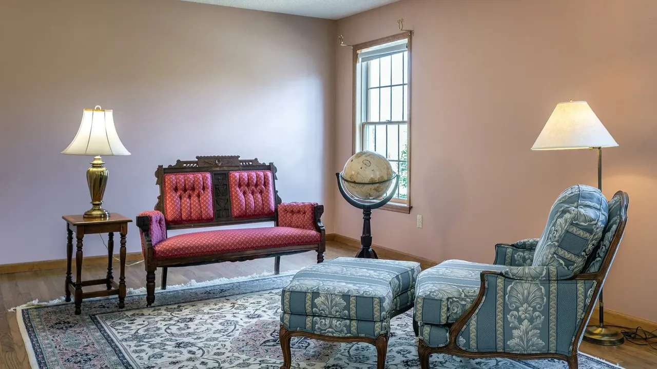 Step Inside This Stunning 4-Bedroom 3,883 Sq-Ft Colonial Home on Peaceful Cul-de-Sac in New Fairfield (With Floor Plan)