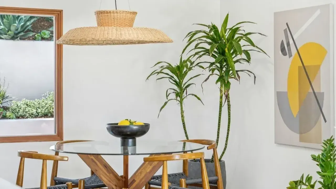 Tour This Hollywood Hills Mid-Century Gem With Pool, Hot Tub & Zen Vibes (Floor Plan Included)