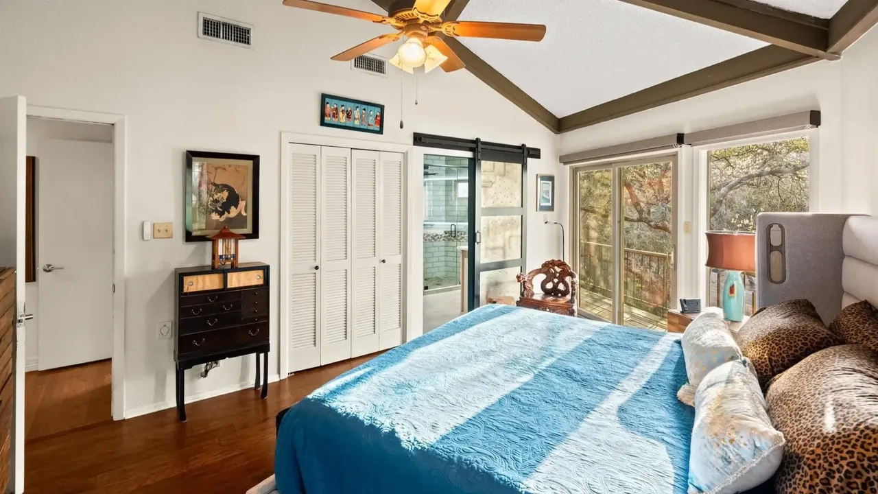 Unique Mid-Century Modern Octagon Home with Wraparound Deck and Guest Quarters in Austin (Floor Plan For Inspiration)