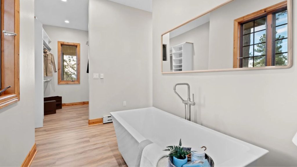 Spa-Style Bath and Custom Closet