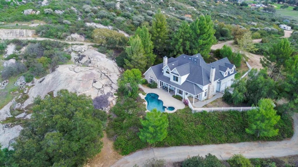 Lush Landscape and Timeless Design