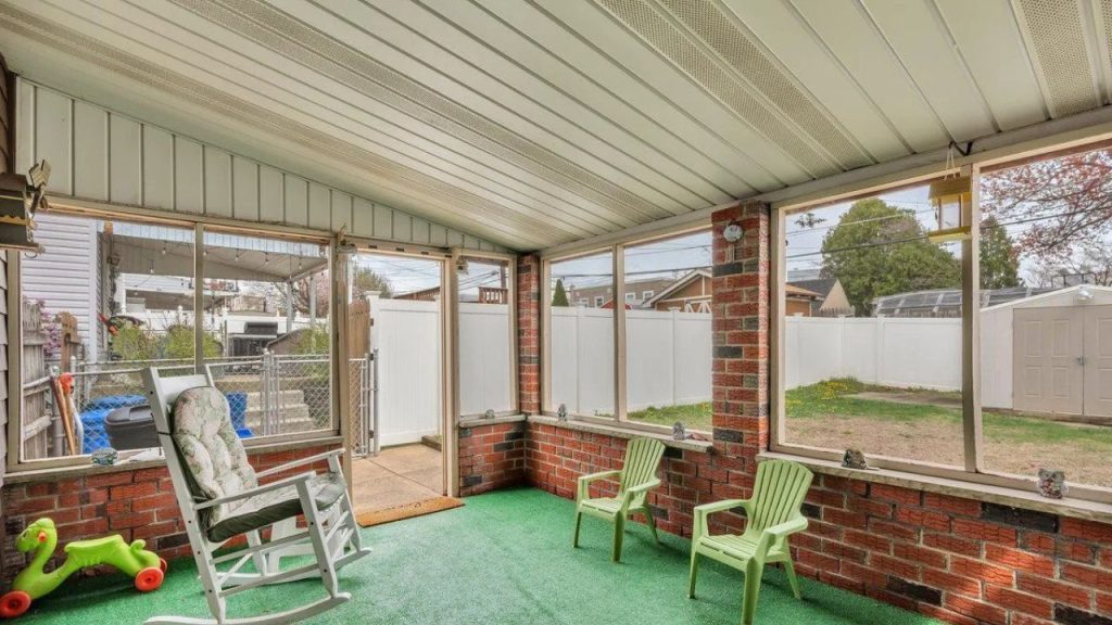 Three-Season Screened Porch