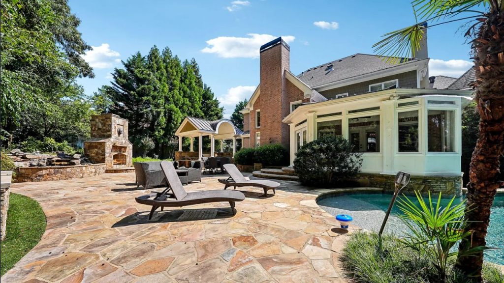 Elegant Poolside Living