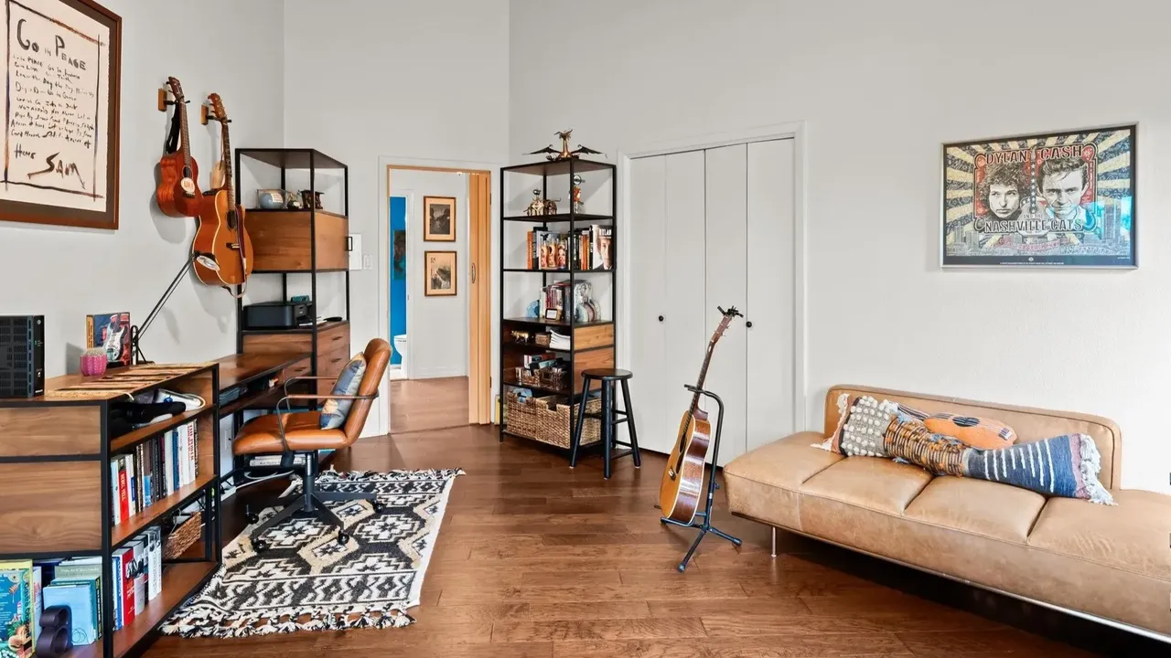 Unique Mid-Century Modern Octagon Home with Wraparound Deck and Guest Quarters in Austin (Floor Plan For Inspiration)