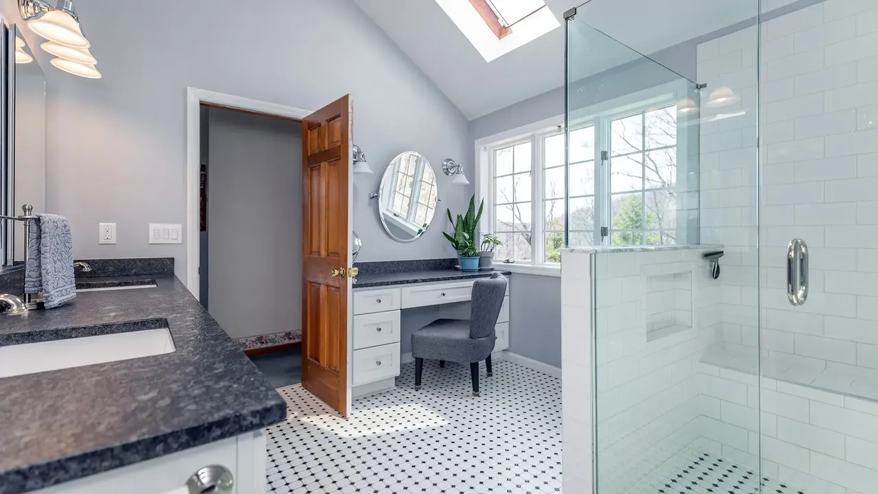 Step Inside This Stunning 4-Bedroom 3,883 Sq-Ft Colonial Home on Peaceful Cul-de-Sac in New Fairfield (With Floor Plan)
