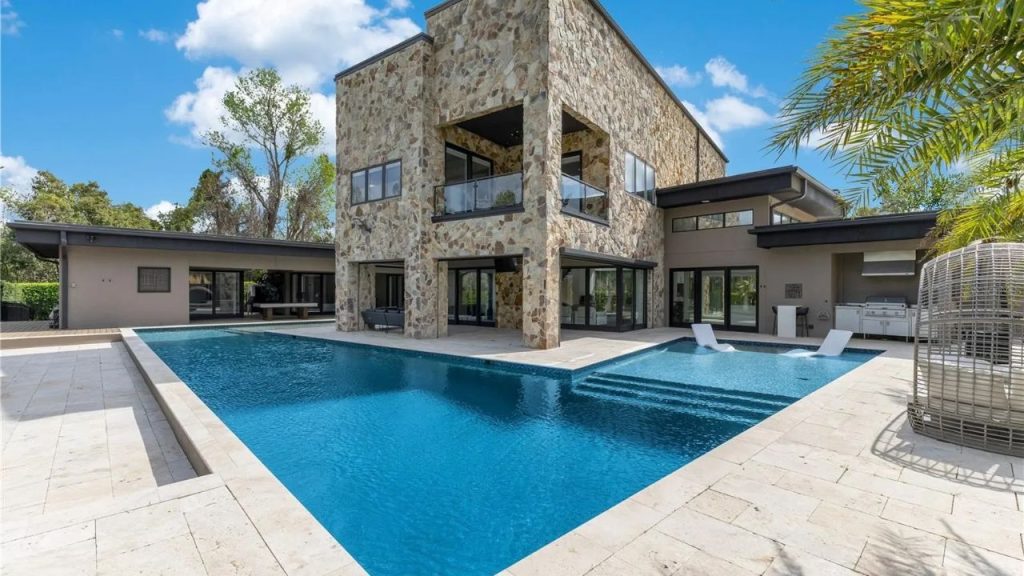 Tropical Escape with Covered Patio