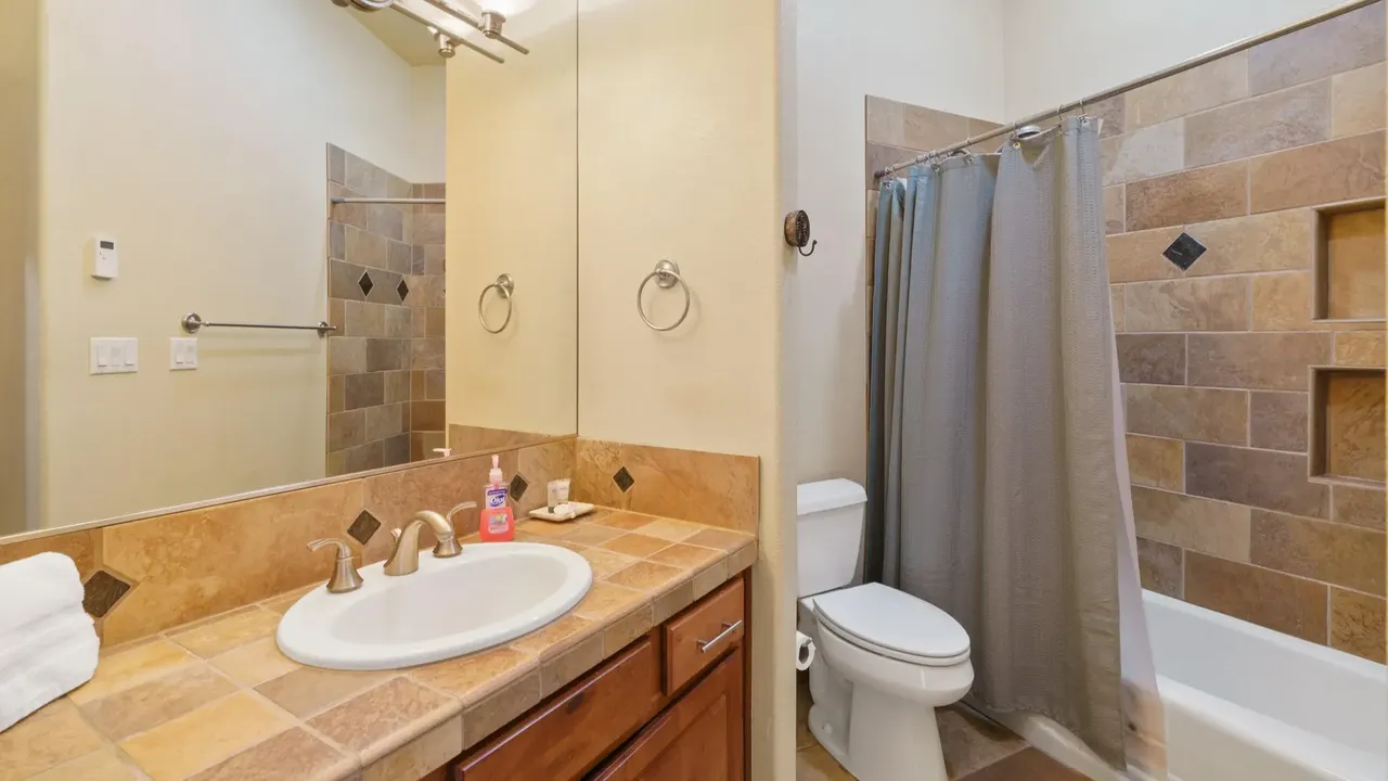 This Pueblo-Style Home in Albuquerque Comes With an Award-Winning Kitchen and Mountain Views (Floor Plan Inside)